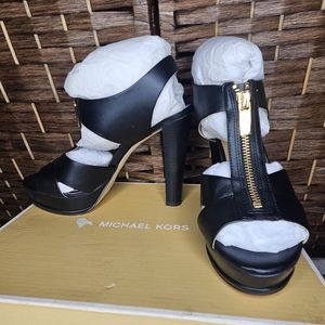 Michael Kors Bishop Platform Leather Black Heels -Size 7.5M